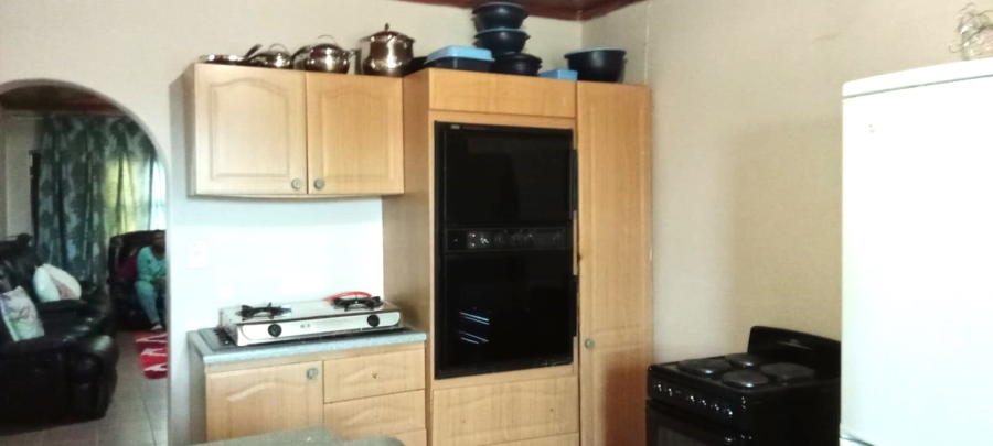 3 Bedroom Property for Sale in Kwa Nobuhle Eastern Cape